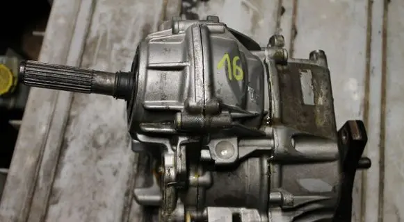 Mercedes-Benz C W203 Gearbox transfer box case 78888