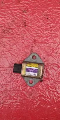 Toyota Land Cruiser (J120) Airbag deployment crash/impact sensor 8983360010