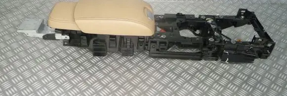 Jaguar XK - XKR Center console 9W83045H38A