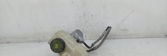 Mercedes-Benz Vaneo W414 Master brake cylinder