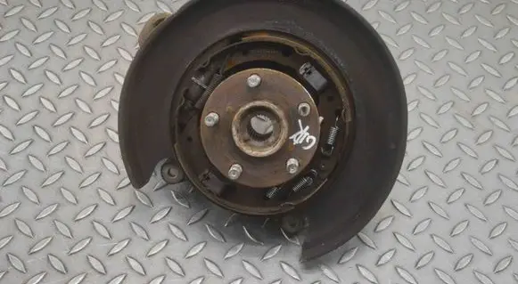 Nissan Qashqai Rear wheel hub