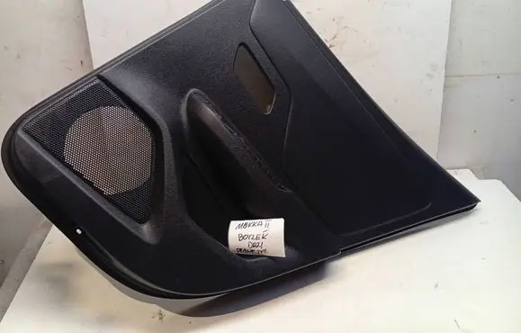 Opel Mokka B Rear door card panel trim 9835146280 00241590 00243121