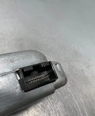 Audi A6 S6 C6 4F Steering wheel lock 4F0905852B