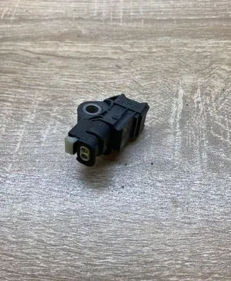 Mercedes-Benz E W213 Airbag deployment crash/impact sensor A2139051300