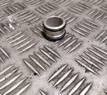 Mercedes-Benz E W212 other engine part