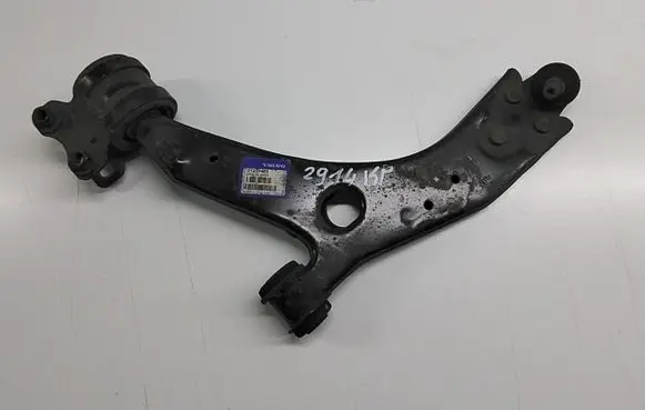 Volvo C30 Front lower control arm/wishbone 31277463
