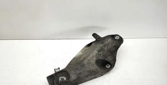 BMW X5 E70 Engine mounting bracket 6787489