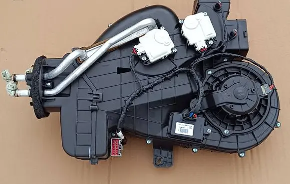 Dodge Durango III Interior heater climate box assembly 68186198AC 13116A GFM000292006