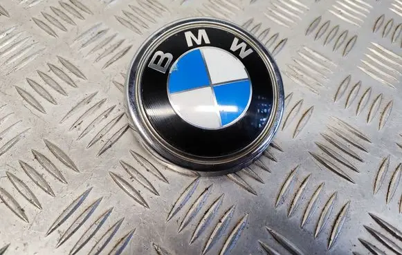 BMW X5 E70 Manufacturer badge logo/emblem 7157696