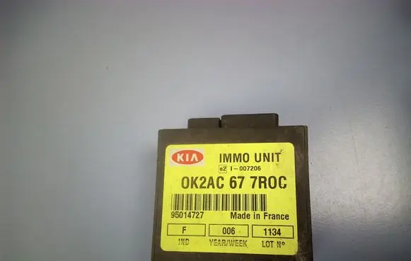 KIA Carnival Immobilizer control unit/module 0K2AC677R0D