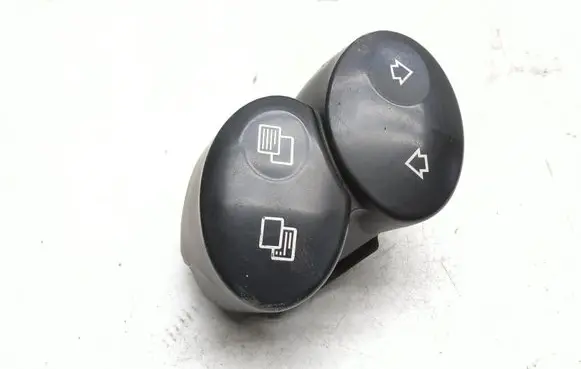 Mercedes-Benz CLK A209 C209 Steering wheel buttons/switches A2308202310