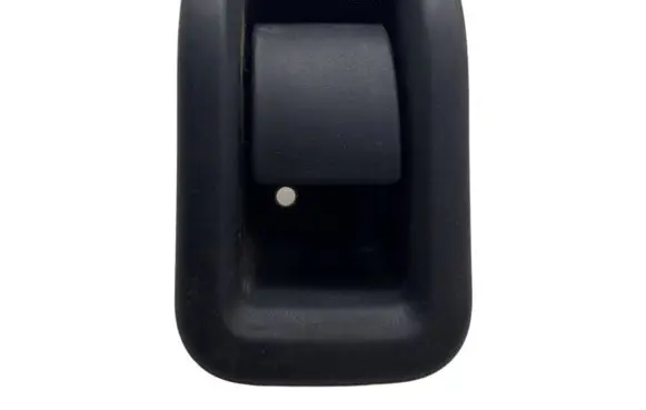 Volvo S80 Engine bonnet (hood) release handle 30779851