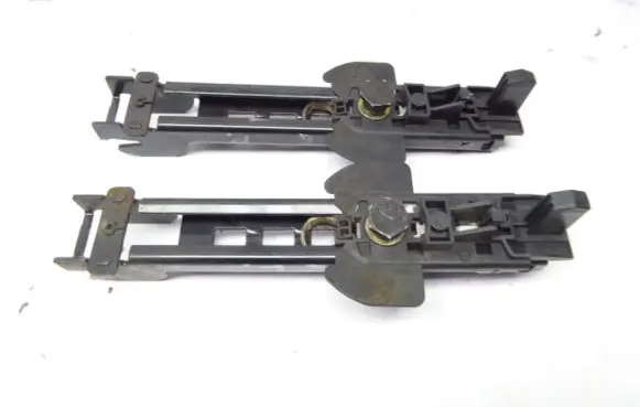Audi A6 S6 C6 4F Seat belt adjustment rail 
