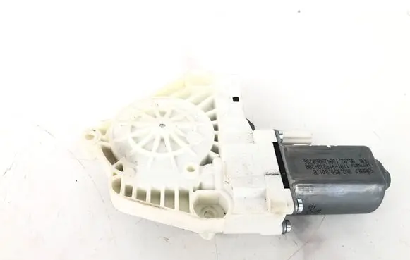 Audi A7 S7 4G Front door window regulator motor 8K0959801B 1101919810200