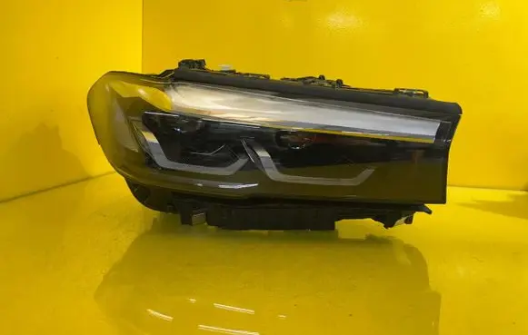 BMW 5 G30 G31 Headlight/headlamp 5A388C4-03