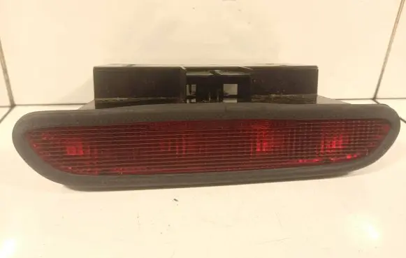 Mercedes-Benz A W169 Third/center stoplight 1688200056 ZB248001