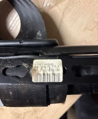 Volvo XC60 Front seatbelt 39803976 6152754