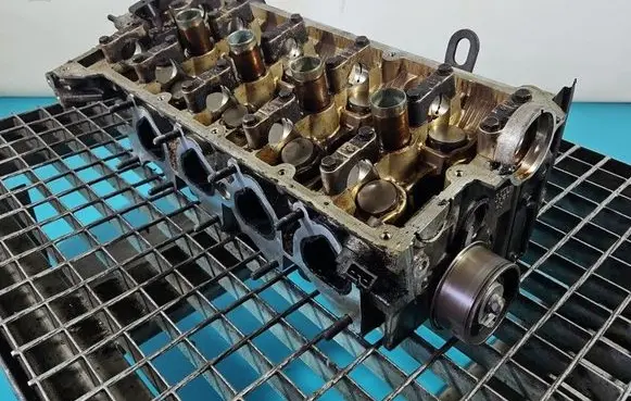 Hyundai Tucson JM Engine head XD20 IMPRK1583486