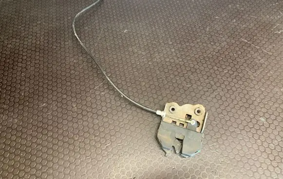 BMW 3 E46 Seat back rest lock catch 522082090369