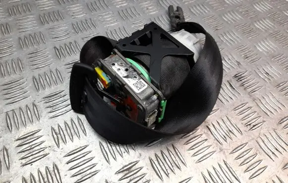 Audi A8 S8 D4 4H Rear seatbelt 4H0857805E