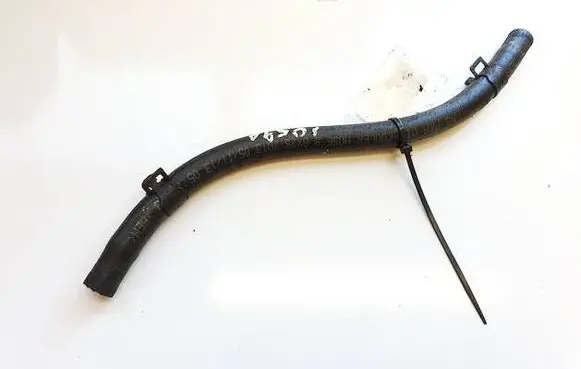 Engine coolant pipe/hose