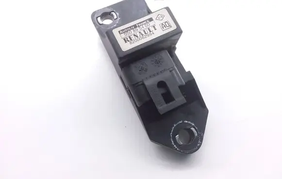 Renault Scenic I Airbag deployment crash/impact sensor 8200082994 550895400