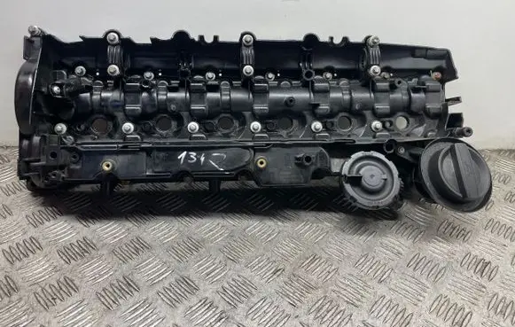 BMW 3 F30 F35 F31 Rocker cam cover 7823181