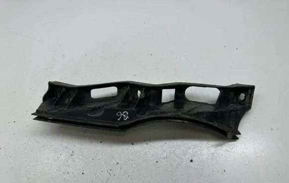 Volkswagen PASSAT B6 Front bumper mounting bracket 3C0807890