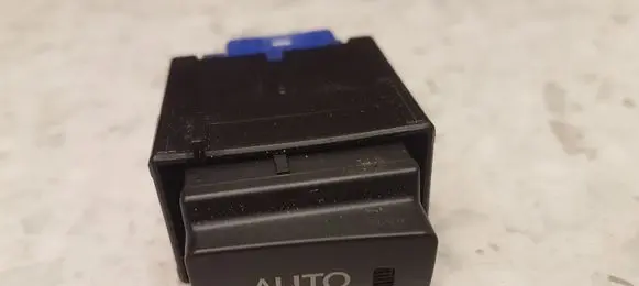 Lexus GS 250 350 300H 450H Other switches/knobs/shifts 15C329