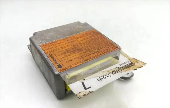 Nissan X-Trail T30 Airbag control unit/module 98820-8H40C