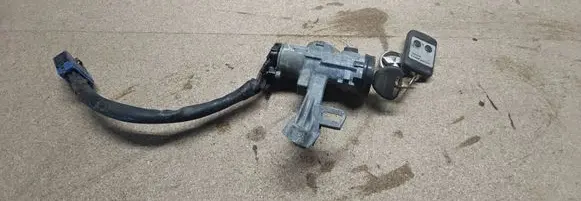 Mitsubishi Lancer Ignition lock 336429