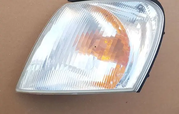Mitsubishi Space Wagon Front indicator light MR245517