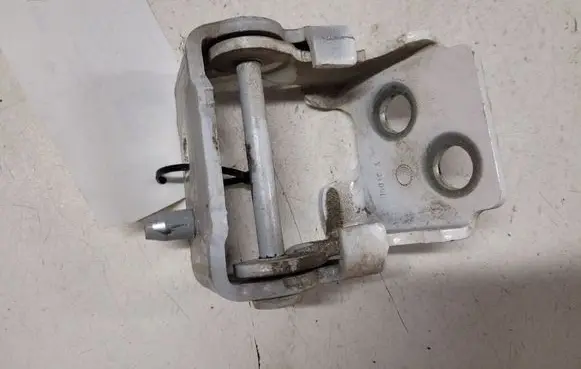 Citroen C5 Rear door lower hinge 0501C
