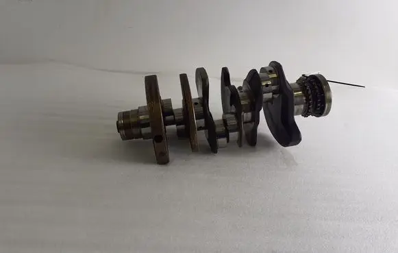 Audi Q7 4L Crankshaft 06E101AD