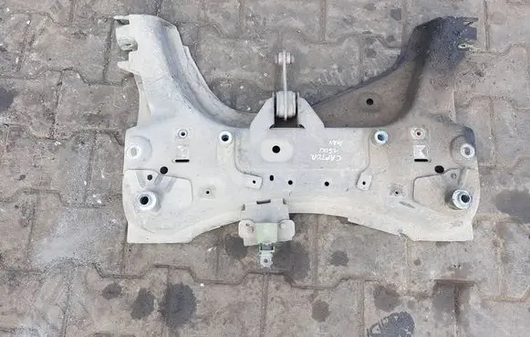 Renault Captur Front axle beam 