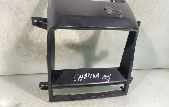 Chevrolet Captiva Dashboard center trim panel 96435755