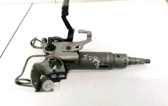 Toyota Auris 150 Steering wheel axle