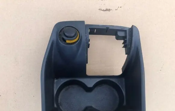 Renault Clio II Cup holder 82000152201