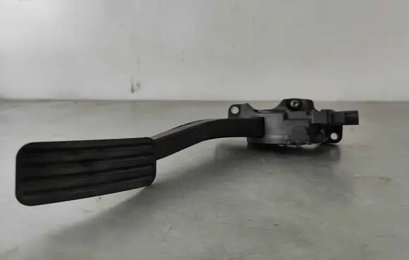Jaguar XF Accelerator throttle pedal C2D20662 C2Z4375