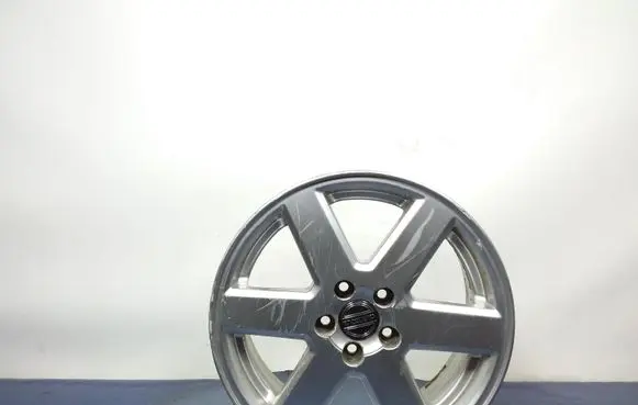 Volvo XC90 R18 alloy rim 8646831