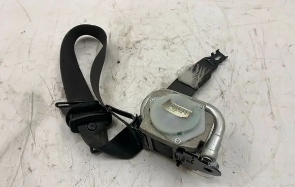 Opel Insignia A Rear seatbelt 03092008 5010B832AF 3063932AA