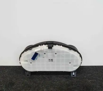Opel Astra J Speedometer (instrument cluster) 600775881