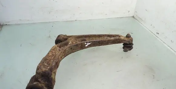 Volkswagen Transporter - Caravelle T5 Front lower control arm/wishbone