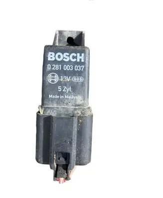 Volvo XC90 Glow plug pre-heat relay 8692859
