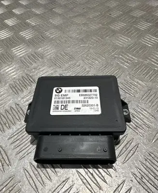 BMW 5 F10 F11 Hand brake control module 6863277 23122010 32620301B