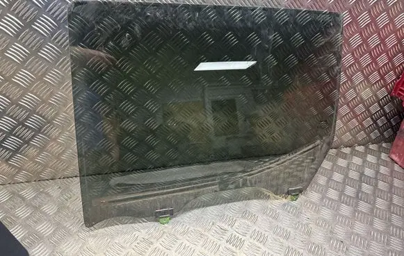 Nissan Navara D23 Rear door window glass 43R011595 E000199 AS3M5533DOT682
