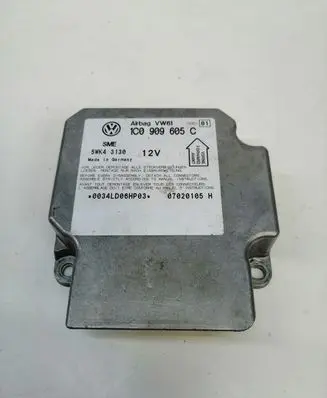 Volkswagen PASSAT B5.5 Airbag control unit/module 1C0909605C