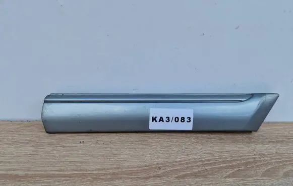 Mercedes-Benz C W202 Front arch trim A2026908062