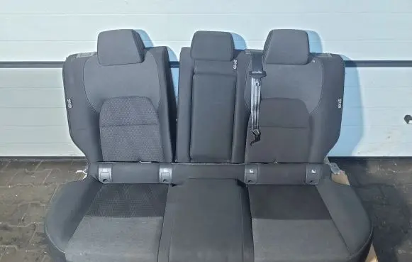 Rear seat