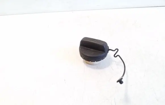 Toyota Prius (XW30) Fuel tank filler cap 